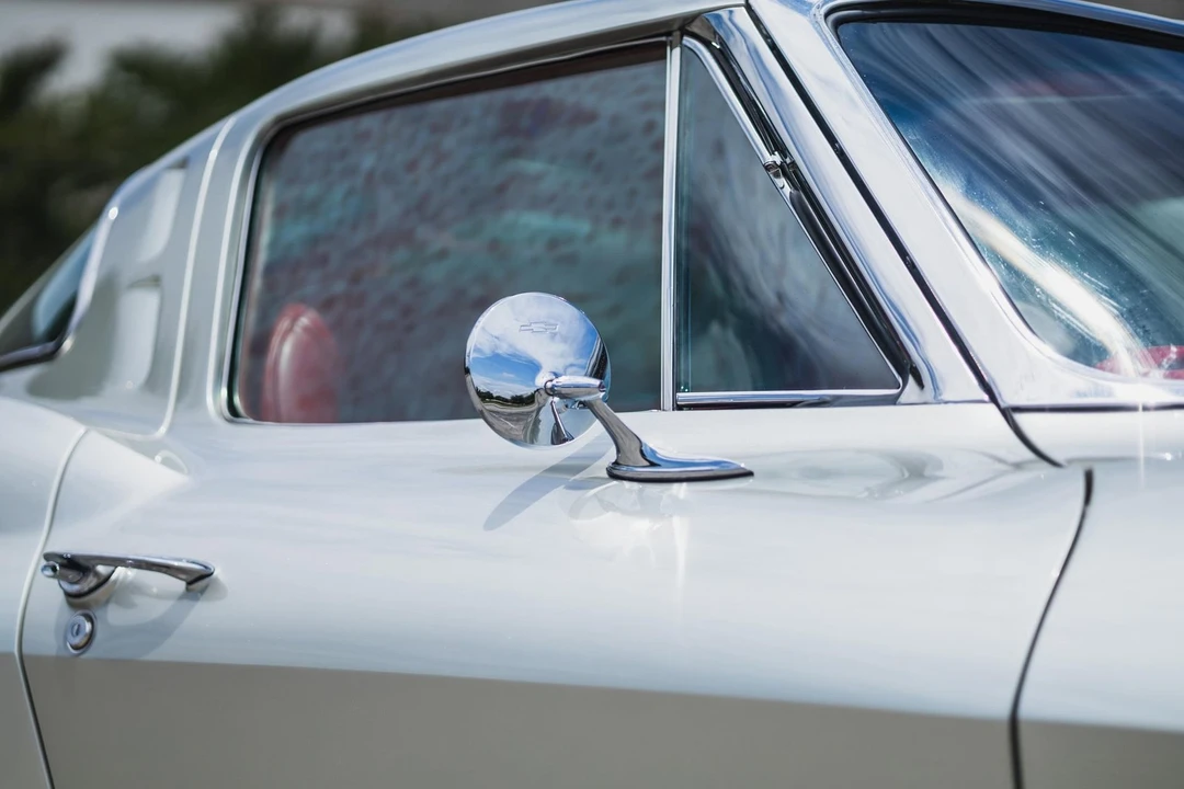 1963 Chevrolet Corvette C2 - Image 15 of 31