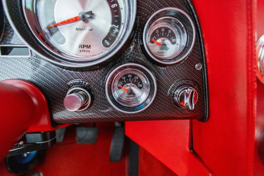 1963 Chevrolet Corvette C2 - Image 30 of 31