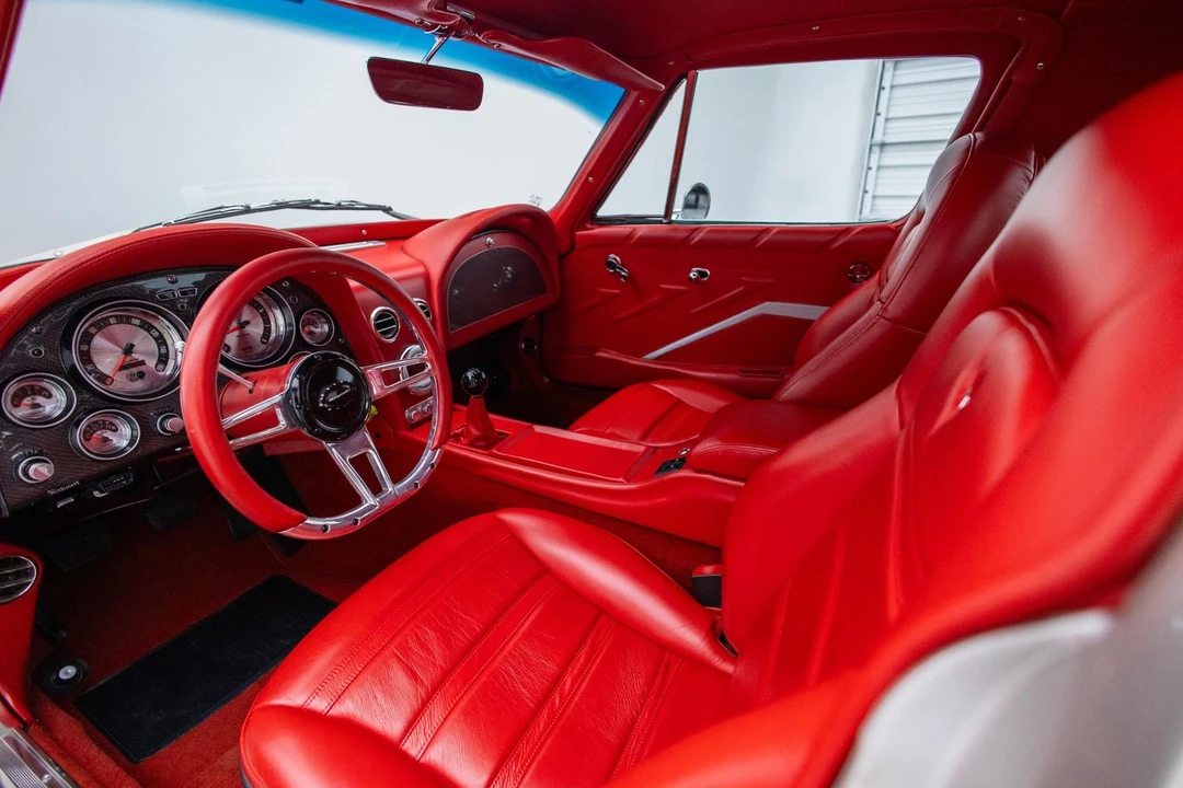 1963 Chevrolet Corvette C2 - Image 24 of 31