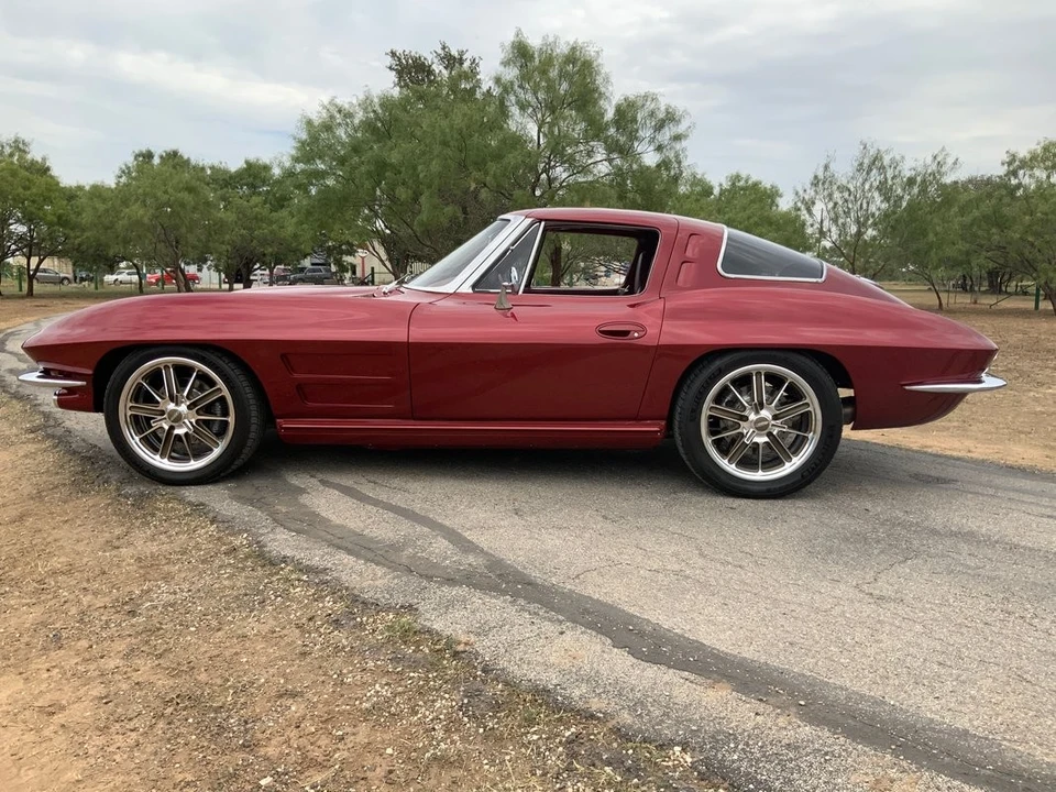 1963 Chevrolet Corvette C2 - Image 14 of 31
