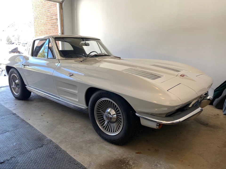 1963 Chevrolet Corvette C2 - Image 15 of 21