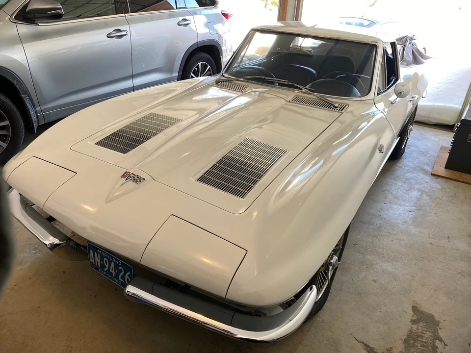 1963 Chevrolet Corvette C2 - Image 10 of 21