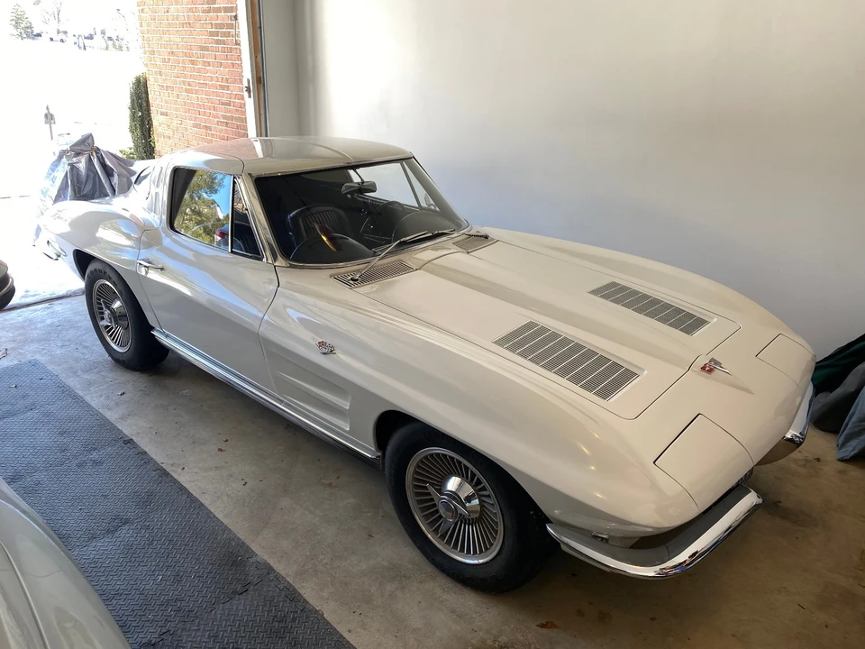 1963 Chevrolet Corvette C2 - Image 16 of 21
