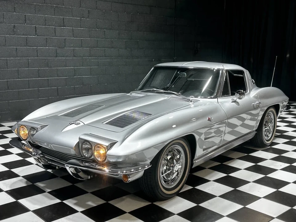 1963 Chevrolet Corvette C2 - Image 2 of 21