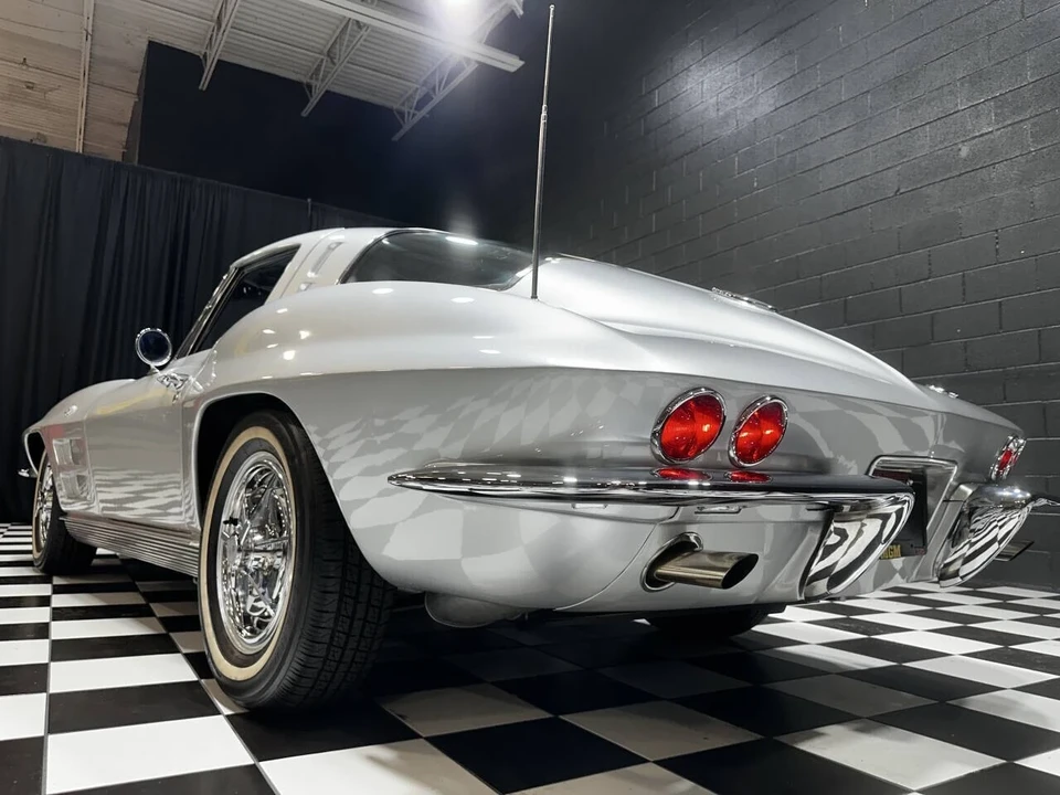 1963 Chevrolet Corvette C2 - Image 21 of 21