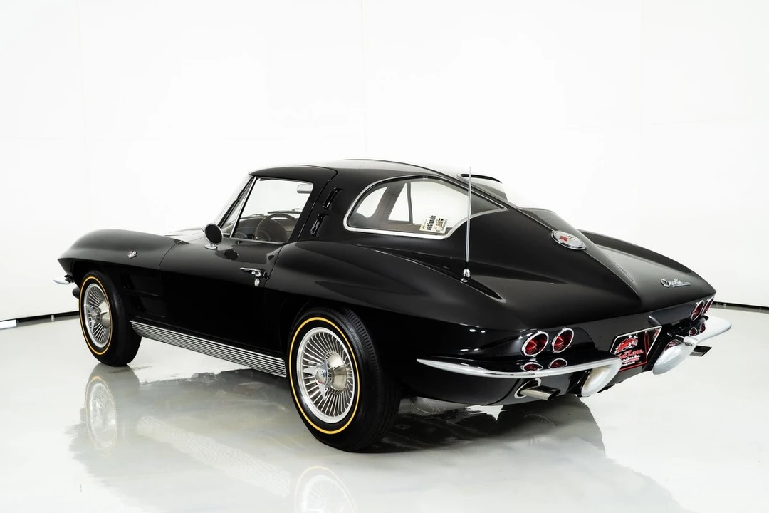 1963 Chevrolet Corvette C2 - Image 11 of 21