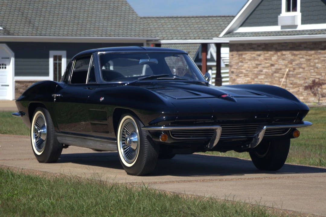1963 Chevrolet Corvette C2 - Image 19 of 21
