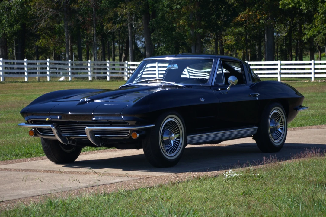 1963 Chevrolet Corvette C2 - Image 12 of 21
