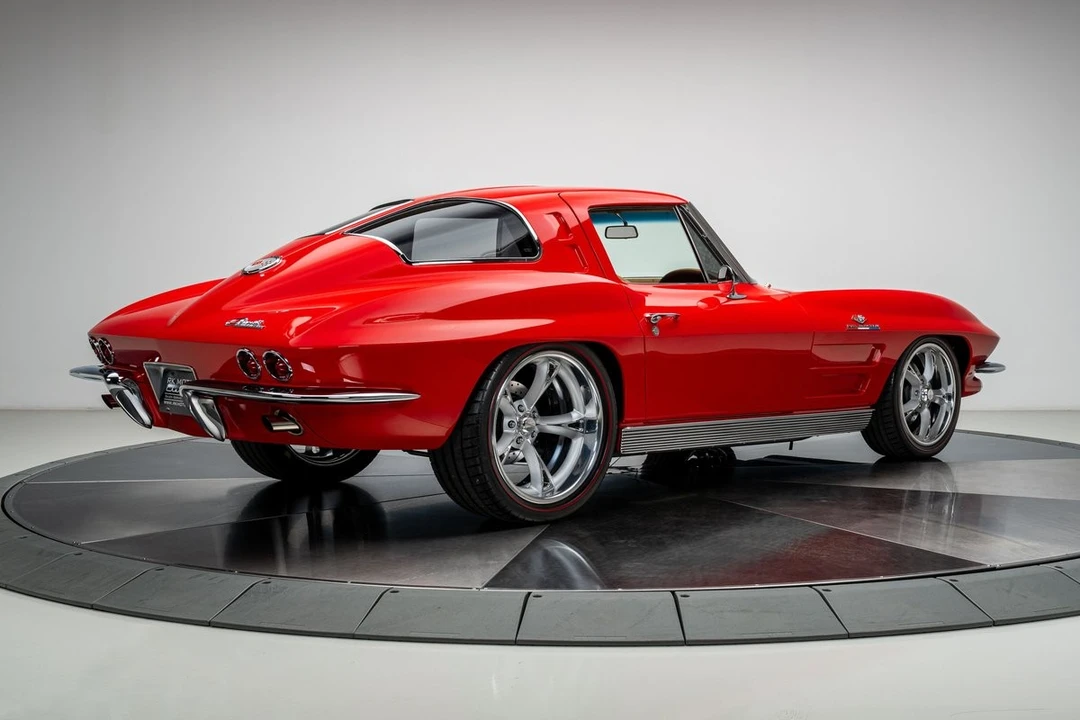 1963 Chevrolet Corvette C2 - Image 25 of 31