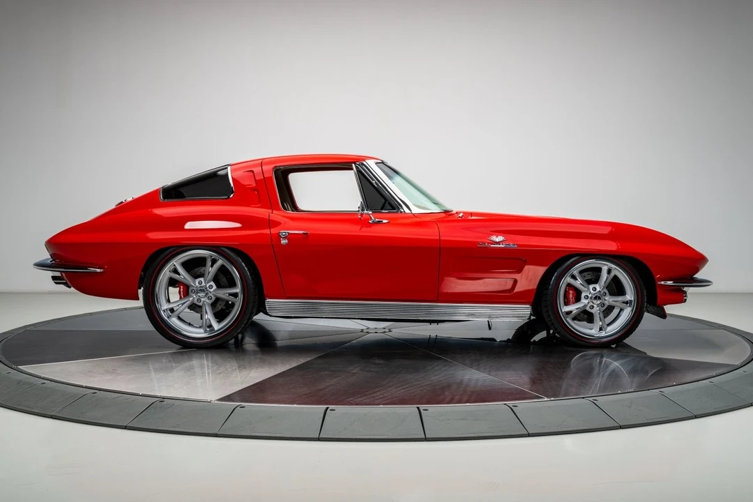 1963 Chevrolet Corvette C2 - Image 23 of 31