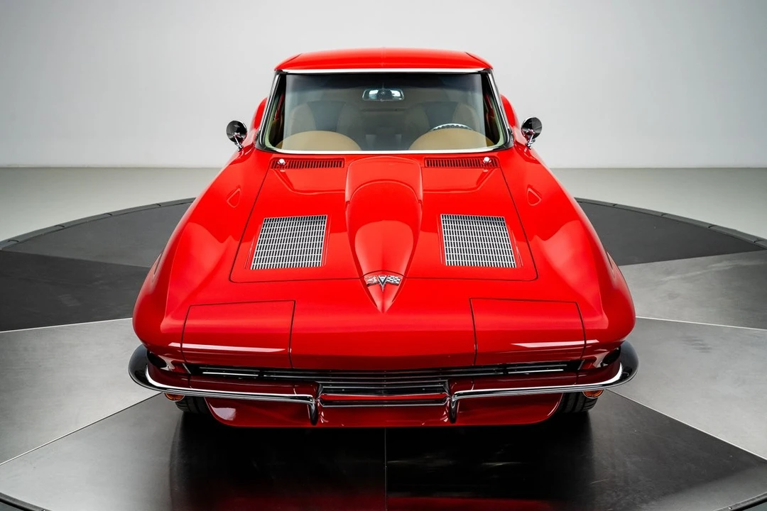 1963 Chevrolet Corvette C2 - Image 10 of 31