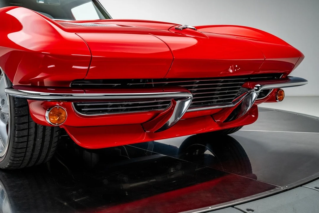 1963 Chevrolet Corvette C2 - Image 14 of 31