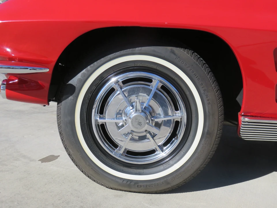 1963 Chevrolet Corvette C2 - Image 23 of 31