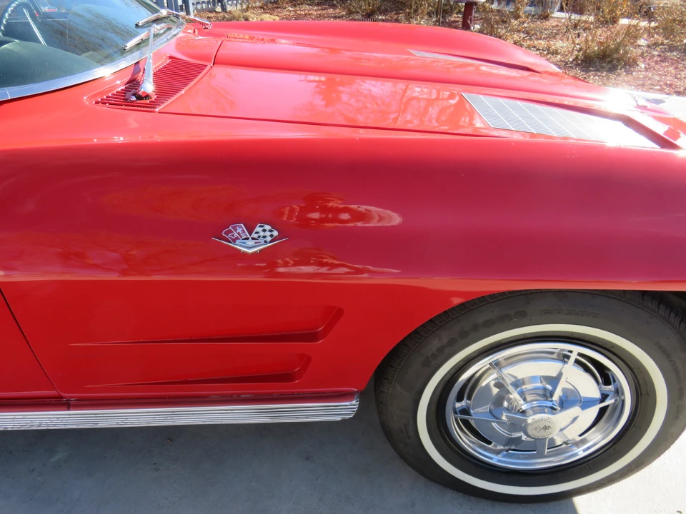 1963 Chevrolet Corvette C2 - Image 30 of 31