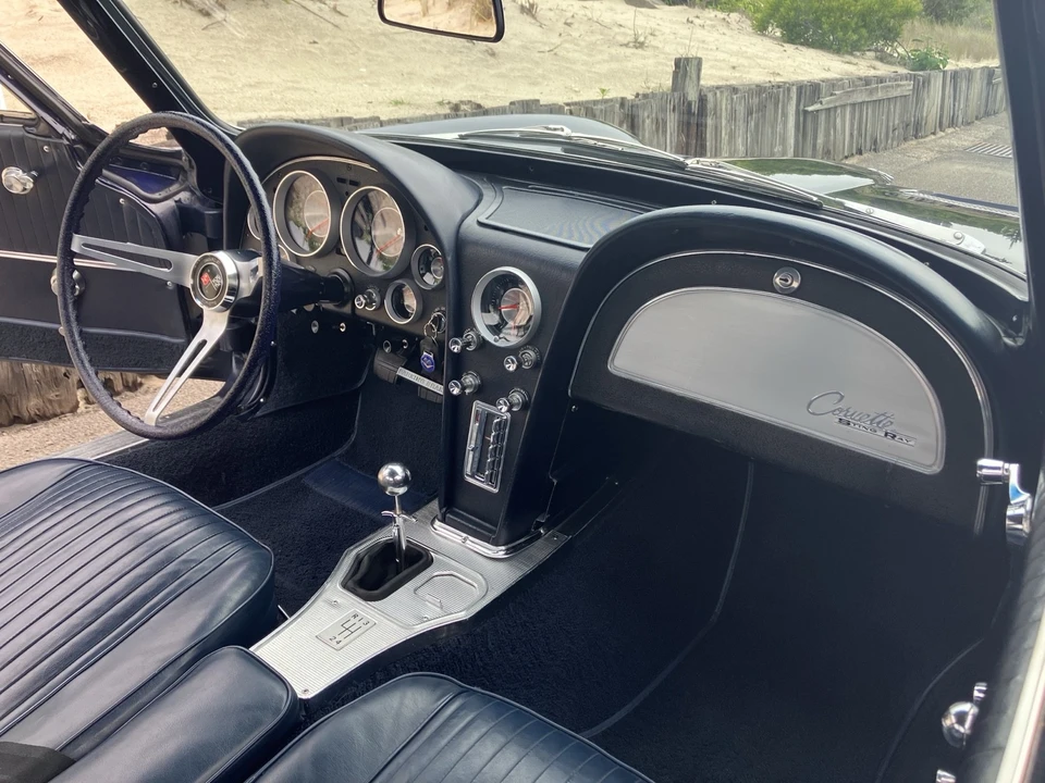 1963 Chevrolet Corvette C2 - Image 18 of 21