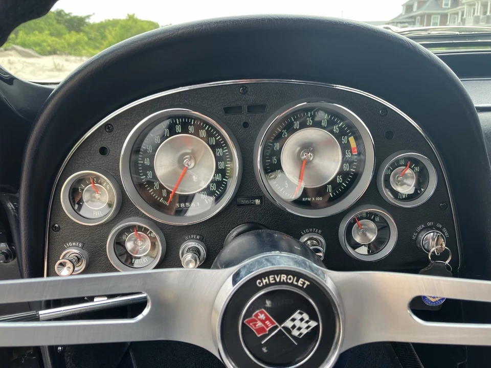 1963 Chevrolet Corvette C2 - Image 19 of 21