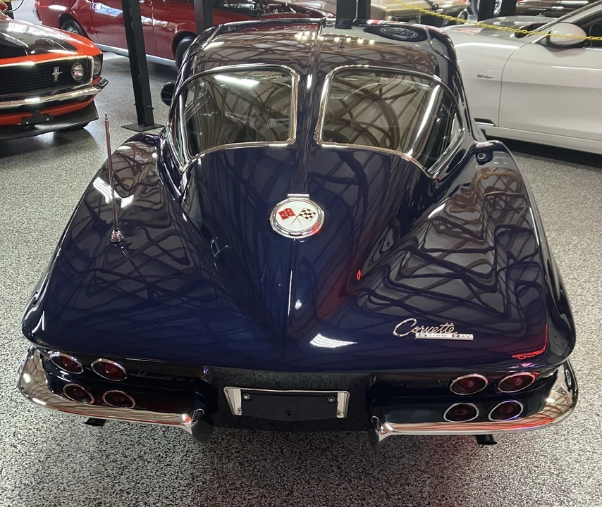 1963 Chevrolet Corvette C2 - Image 13 of 21