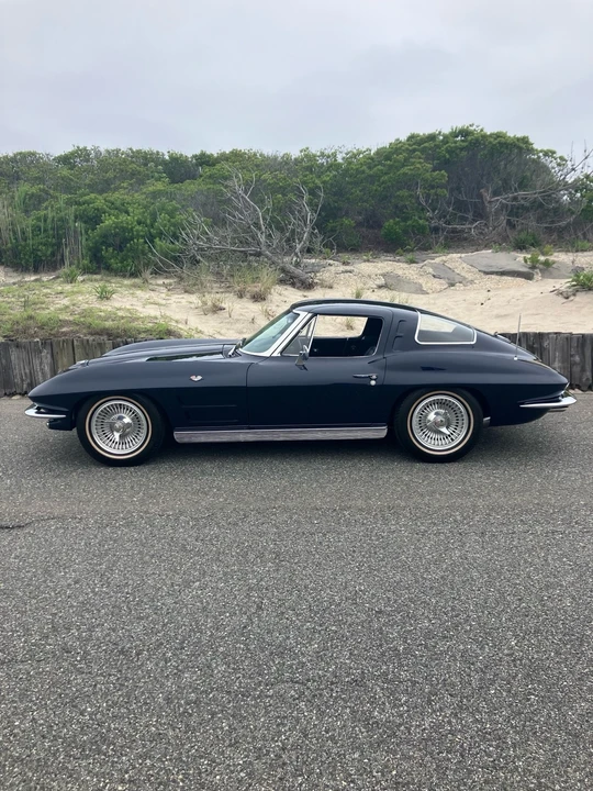 1963 Chevrolet Corvette C2 - Image 4 of 21