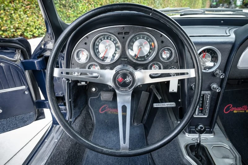 1963 Chevrolet Corvette C2 - Image 19 of 21