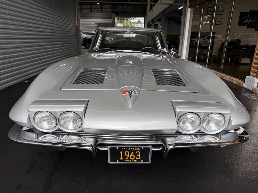 1963 Chevrolet Corvette C2 - Image 20 of 31