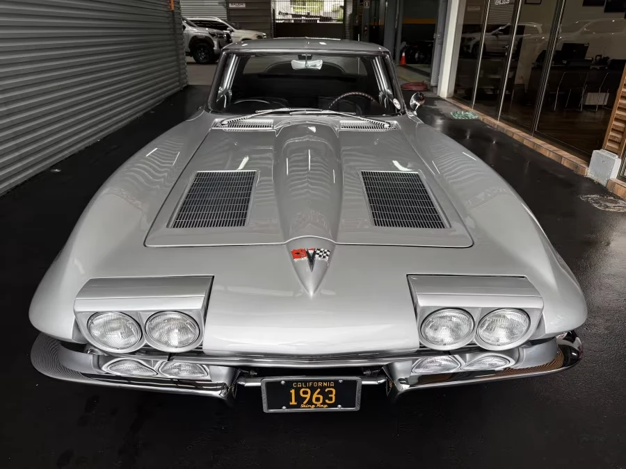 1963 Chevrolet Corvette C2 - Image 22 of 31