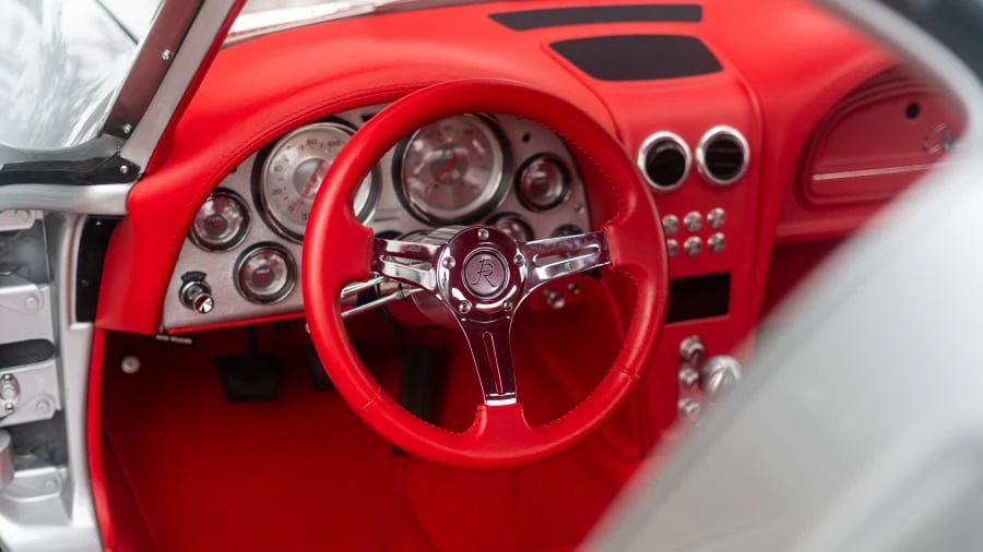 1963 Chevrolet Corvette C2 - Image 16 of 20