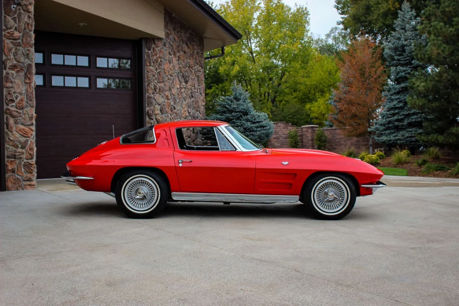 1963 Chevrolet Corvette C2 - Image 10 of 12
