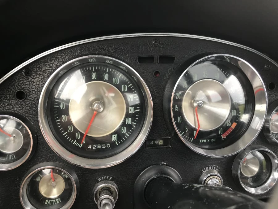 1963 Chevrolet Corvette C2 - Image 3 of 10