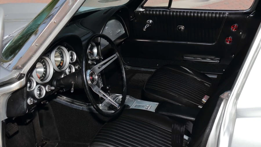 1963 Chevrolet Corvette C2 - Image 4 of 31