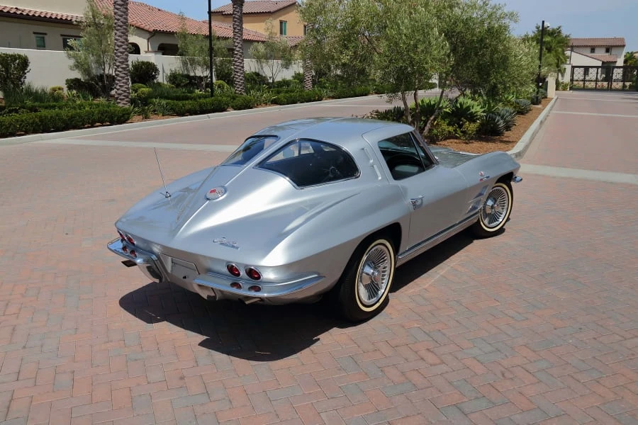 1963 Chevrolet Corvette C2 - Image 28 of 31