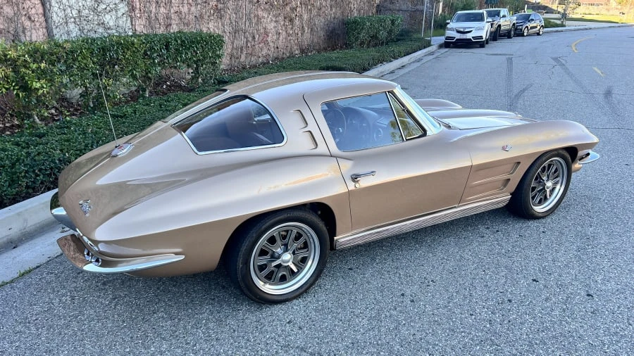 1963 Chevrolet Corvette C2 - Image 3 of 31