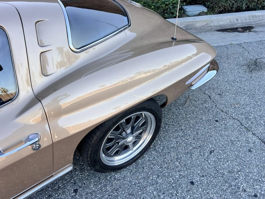 1963 Chevrolet Corvette C2 - Image 28 of 31