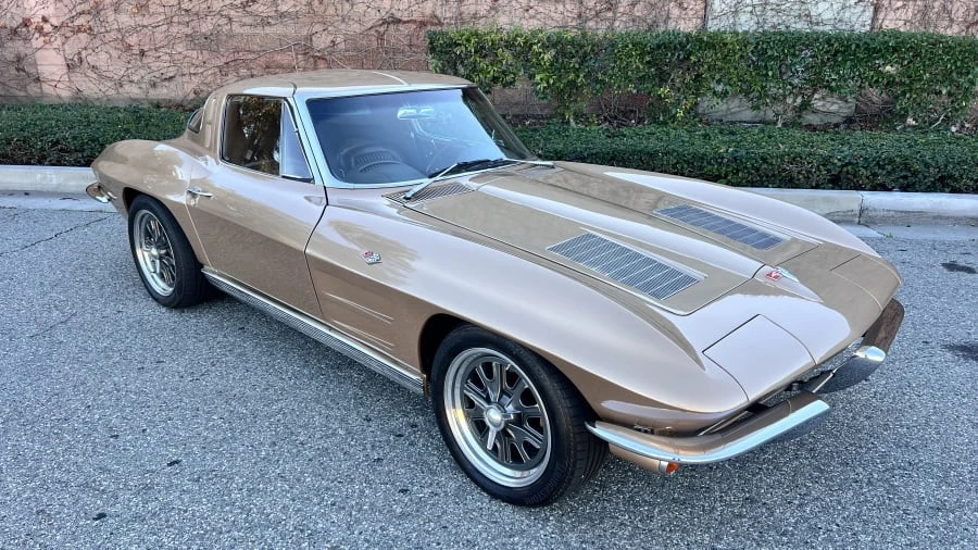 1963 Chevrolet Corvette C2 - Image 6 of 31