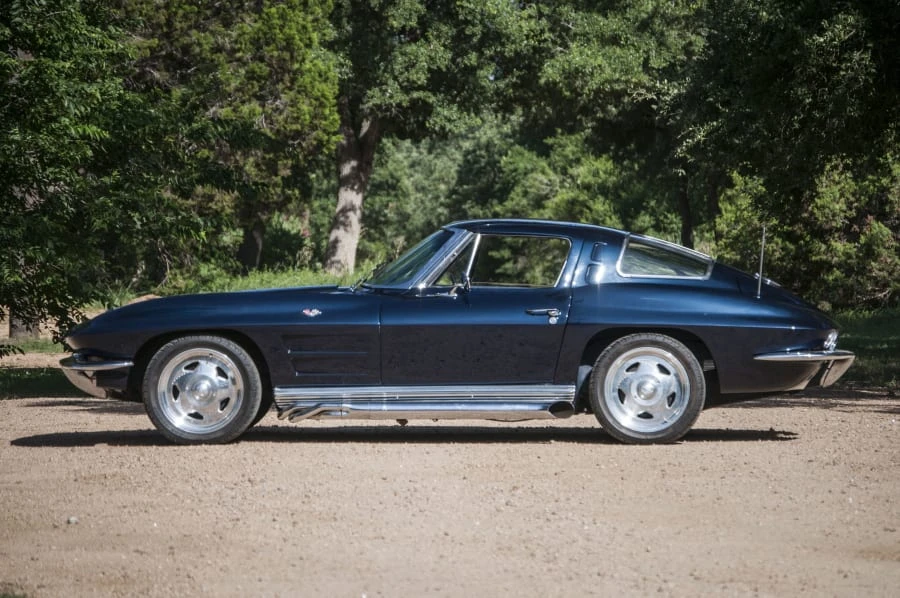 1963 Chevrolet Corvette C2 - Image 2 of 5