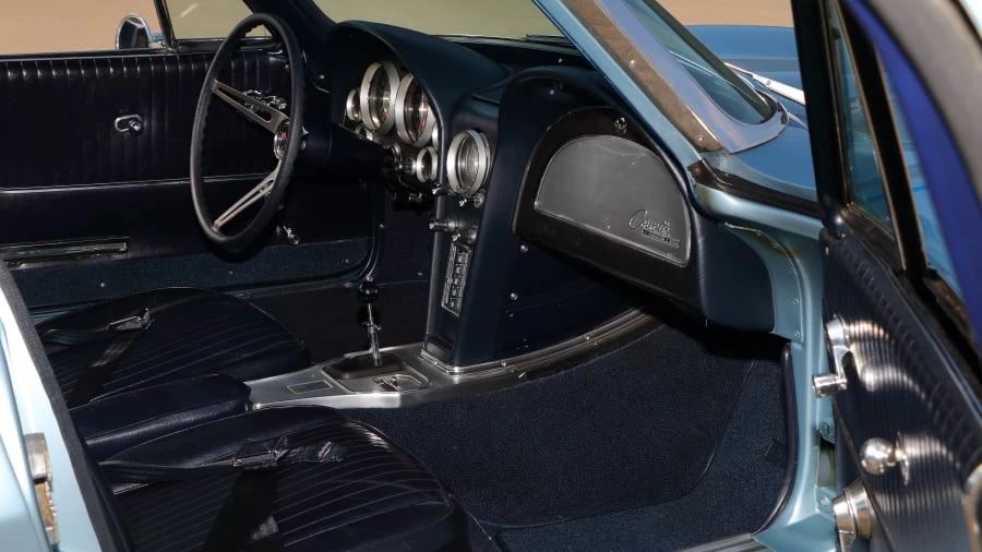 1963 Chevrolet Corvette C2 - Image 5 of 12