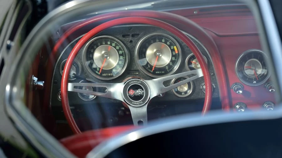 1963 Chevrolet Corvette C2 - Image 11 of 20