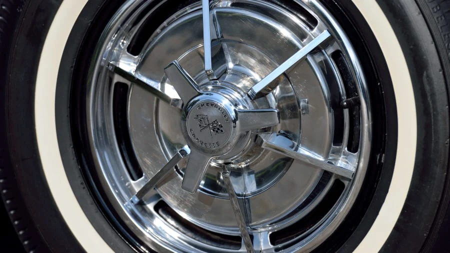 1963 Chevrolet Corvette C2 - Image 15 of 20