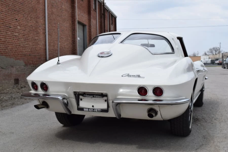 1963 Chevrolet Corvette C2 - Image 11 of 12