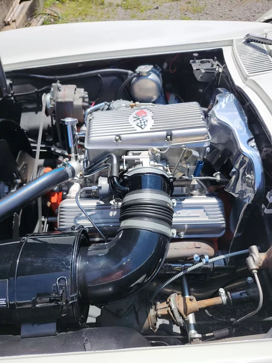 1963 Chevrolet Corvette C2 - Image 16 of 21