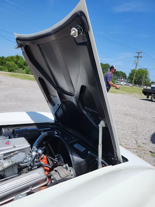 1963 Chevrolet Corvette C2 - Image 19 of 21