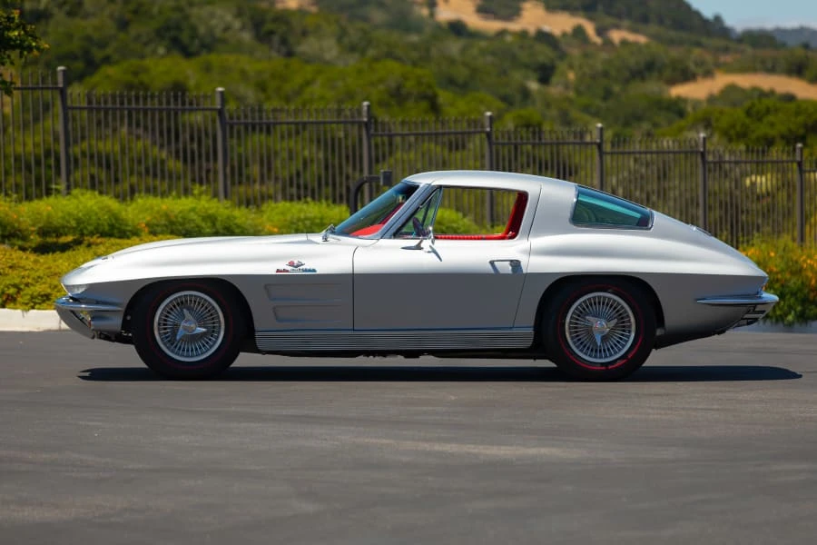 1963 Chevrolet Corvette C2 - Image 2 of 31