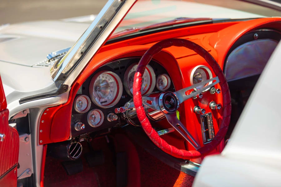 1963 Chevrolet Corvette C2 - Image 26 of 31