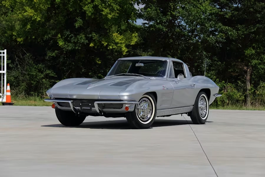 1963 Chevrolet Corvette C2 - Image 16 of 31