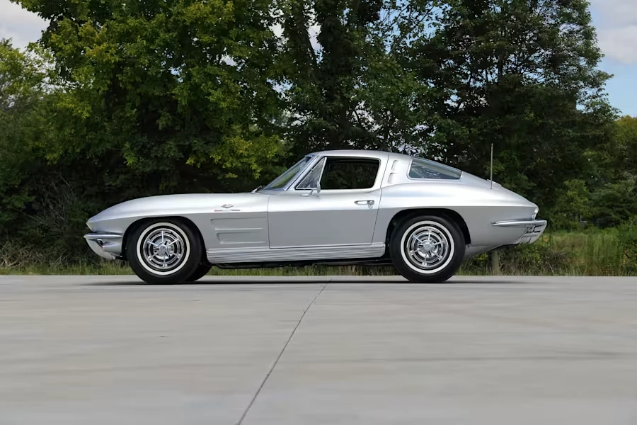 1963 Chevrolet Corvette C2 - Image 15 of 31