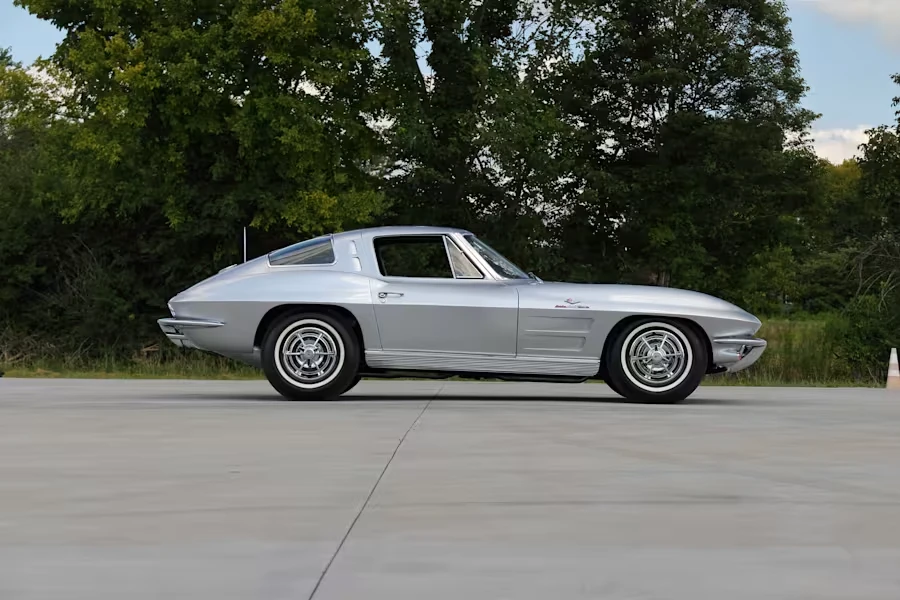 1963 Chevrolet Corvette C2 - Image 2 of 31