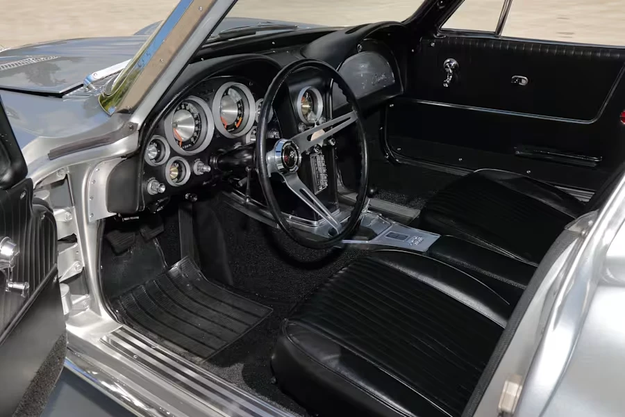 1963 Chevrolet Corvette C2 - Image 20 of 31