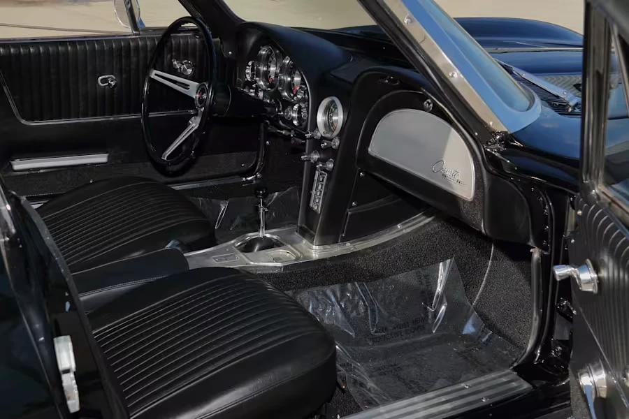 1963 Chevrolet Corvette C2 - Image 18 of 29