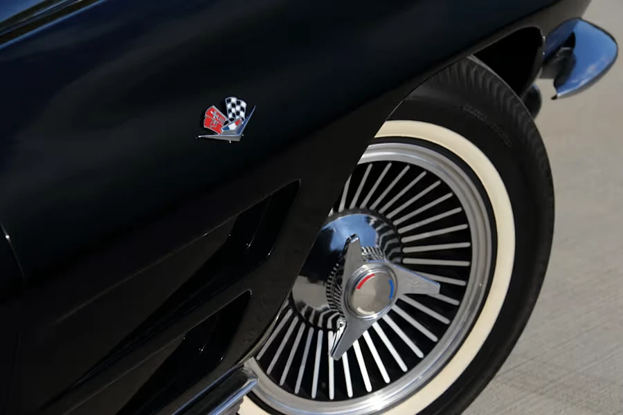 1963 Chevrolet Corvette C2 - Image 12 of 29