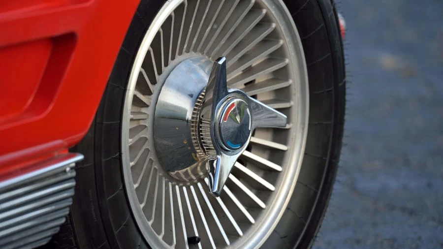 1963 Chevrolet Corvette C2 - Image 15 of 21