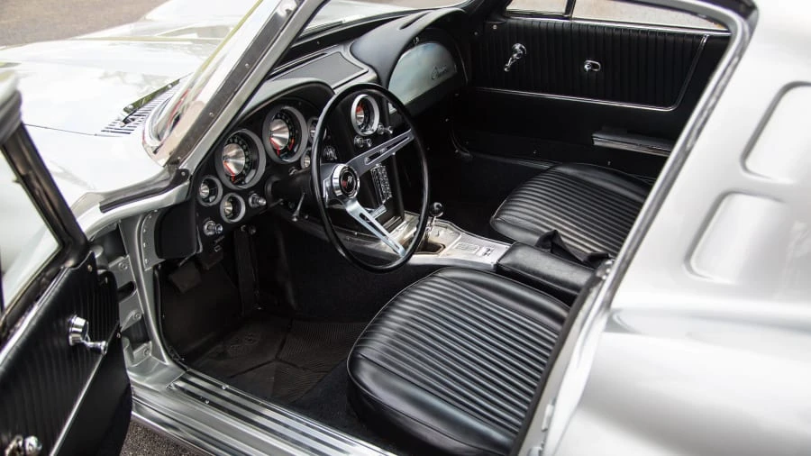 1963 Chevrolet Corvette C2 - Image 4 of 12